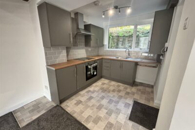 house - terraced for rent cleighton terrace
