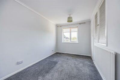 house - semi-detached for sale brook gardens