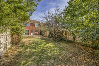 house - semi-detached for sale brook gardens