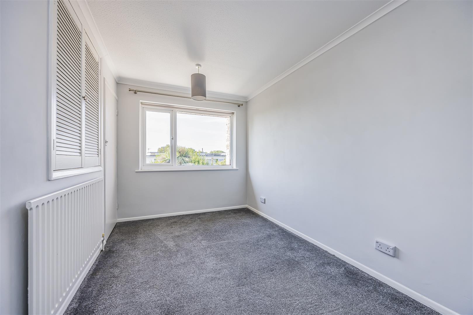 house - semi-detached for sale brook gardens