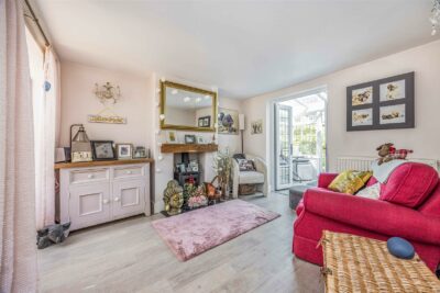 house - semi-detached for sale main road