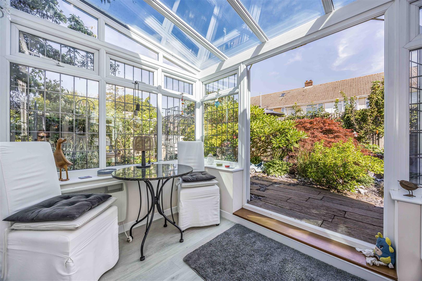 house - semi-detached for sale main road