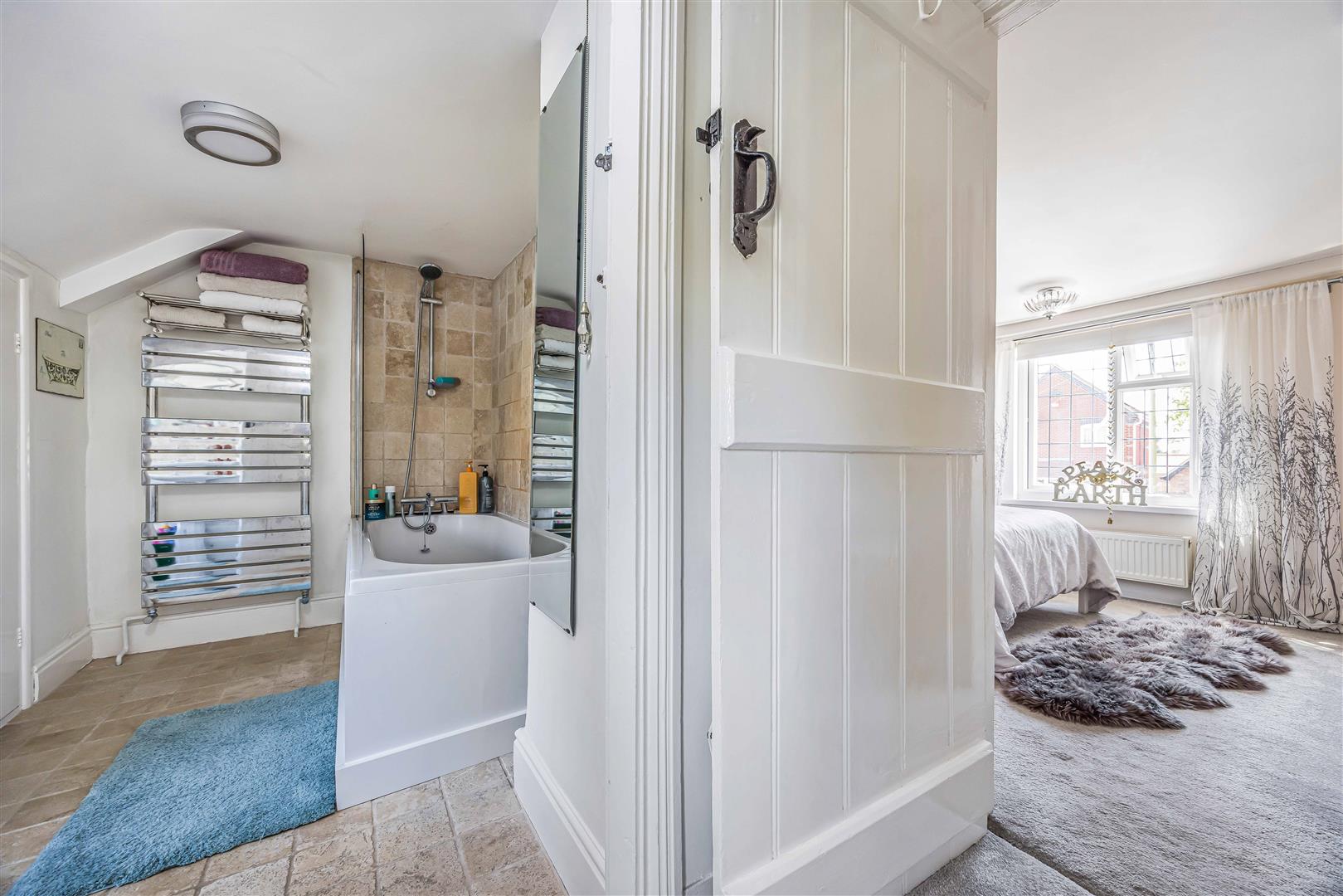 house - semi-detached for sale main road