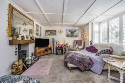 house - semi-detached for sale main road