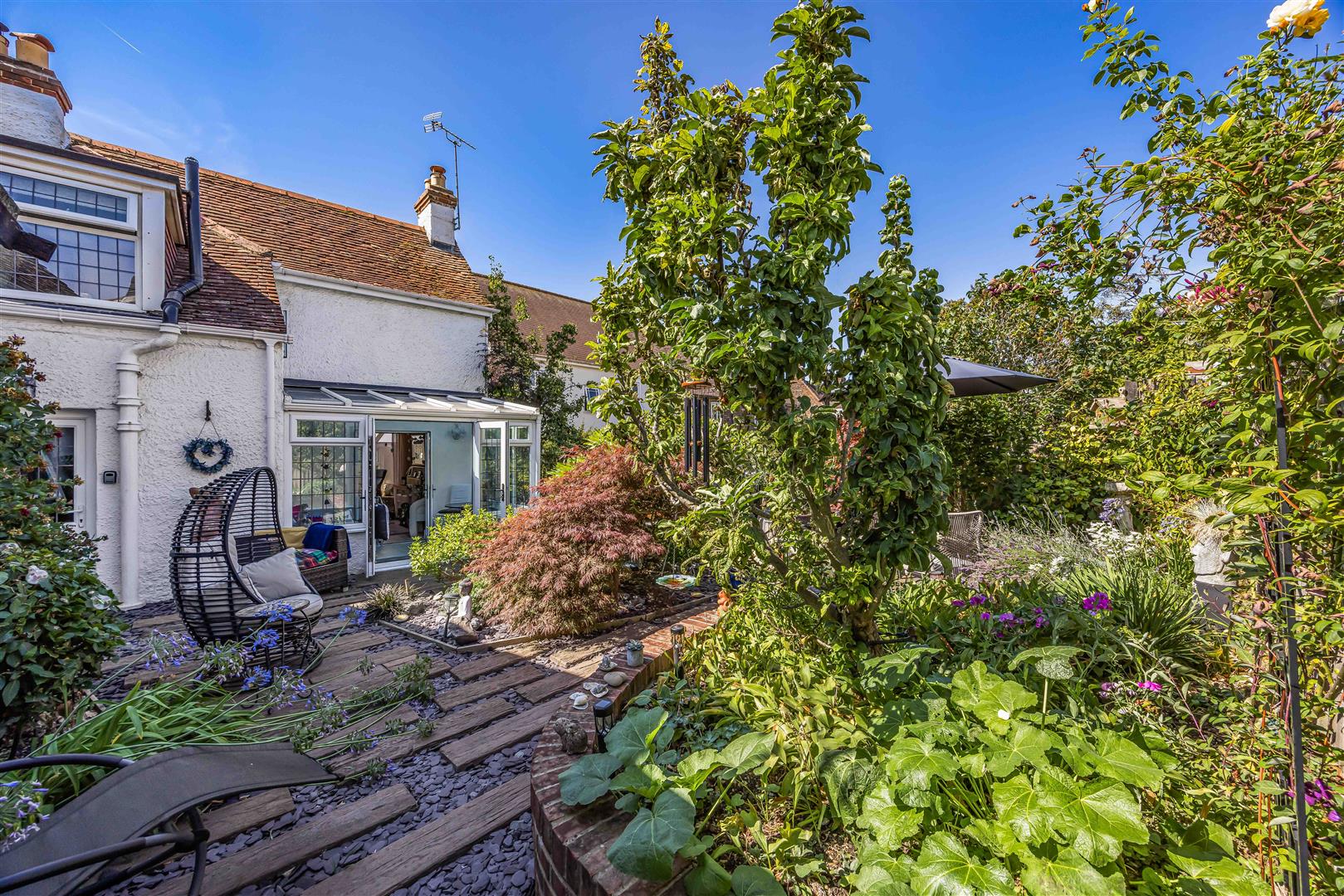 house - semi-detached for sale main road