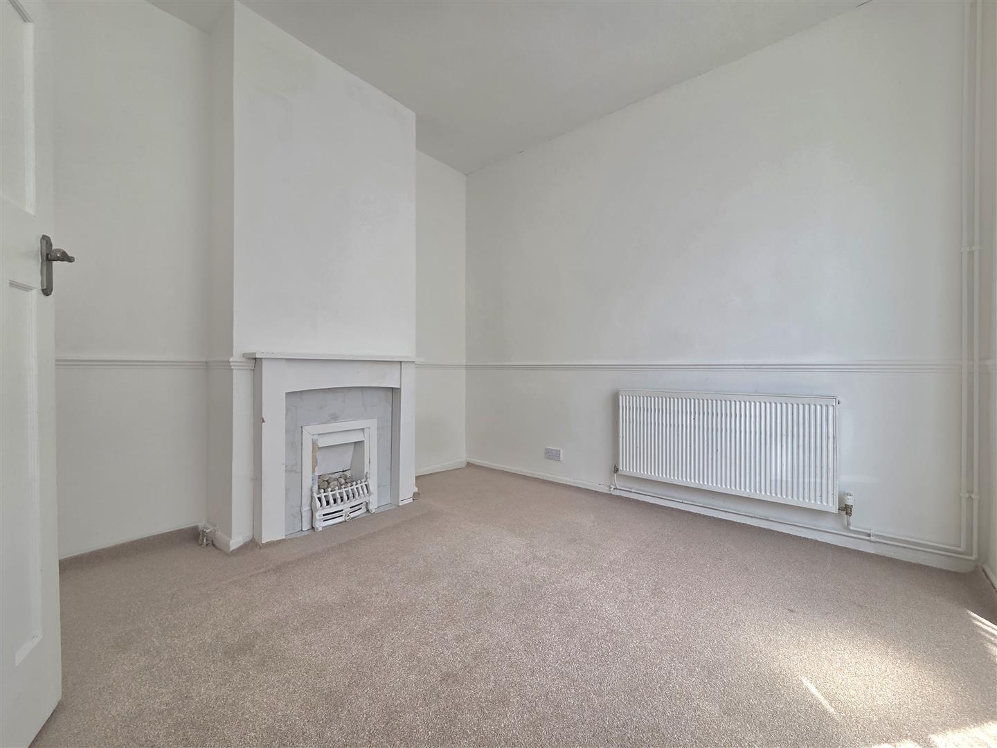 house - semi-detached for rent agincourt road