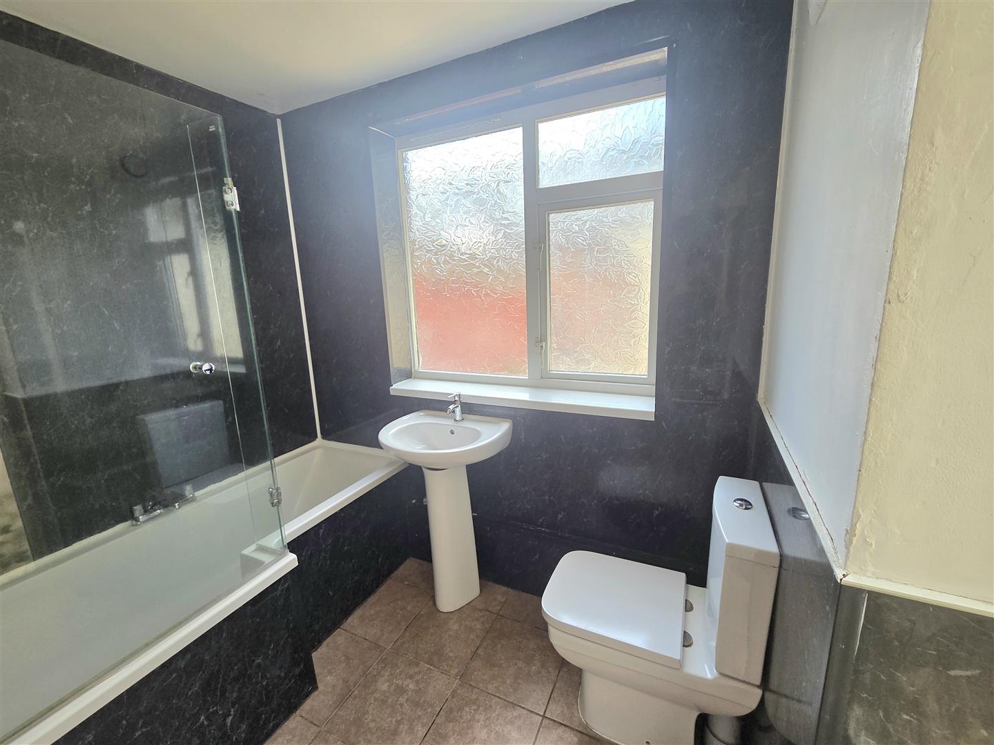 house - semi-detached for rent agincourt road