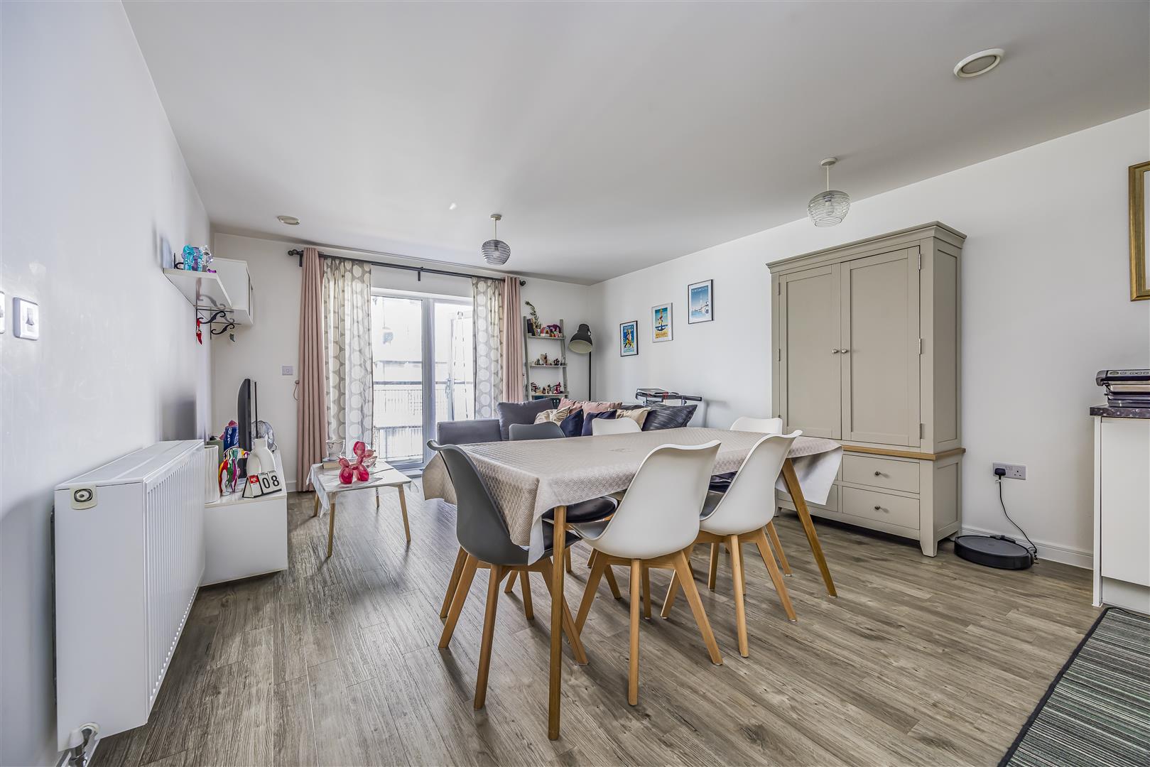apartment for sale cross street