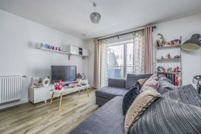 apartment for sale cross street
