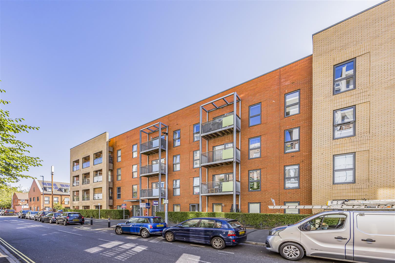 apartment for sale cross street