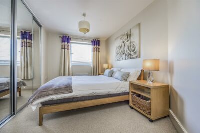 apartment for sale gunwharf quays