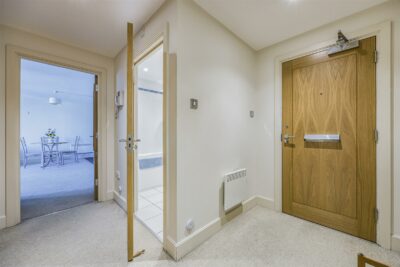 apartment for sale gunwharf quays