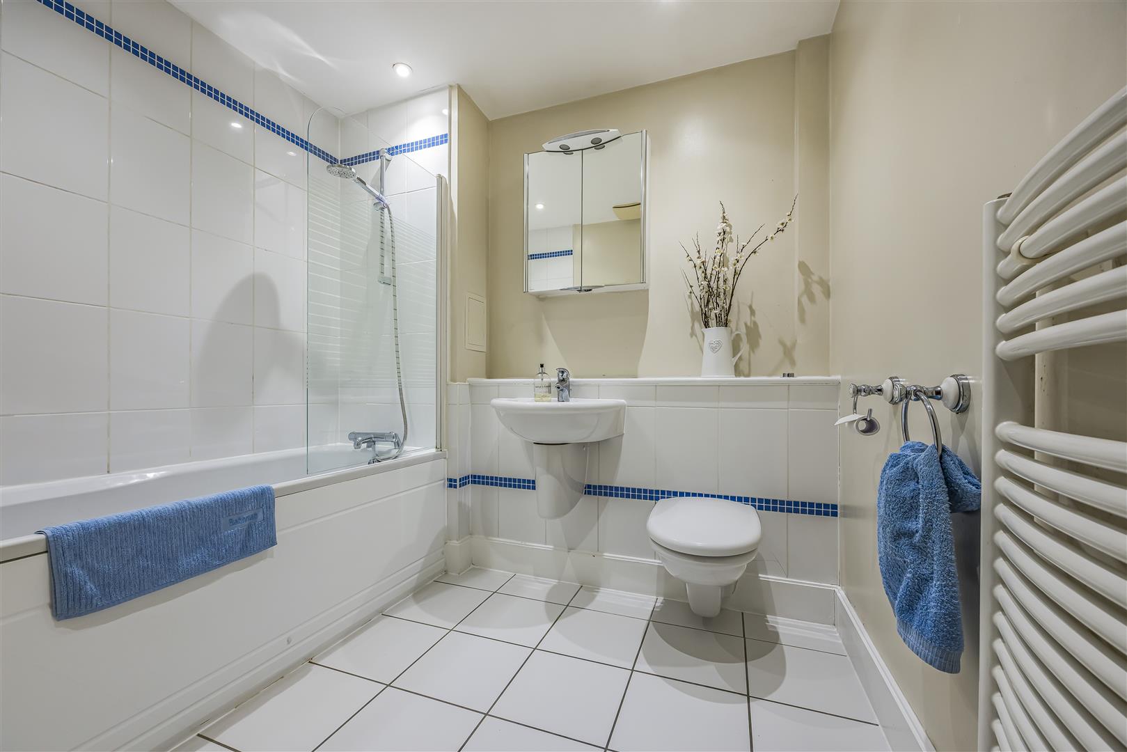 apartment for sale gunwharf quays