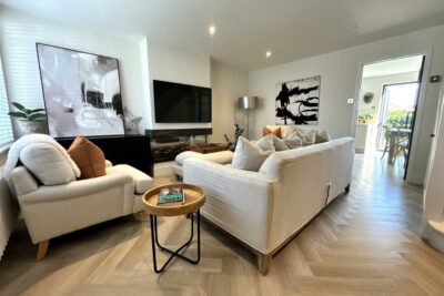 house - semi-detached for rent walnut tree close