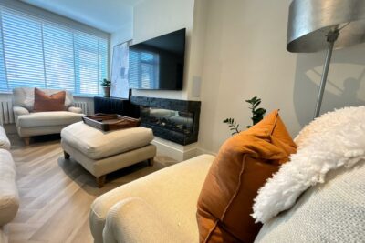 house - semi-detached for rent walnut tree close