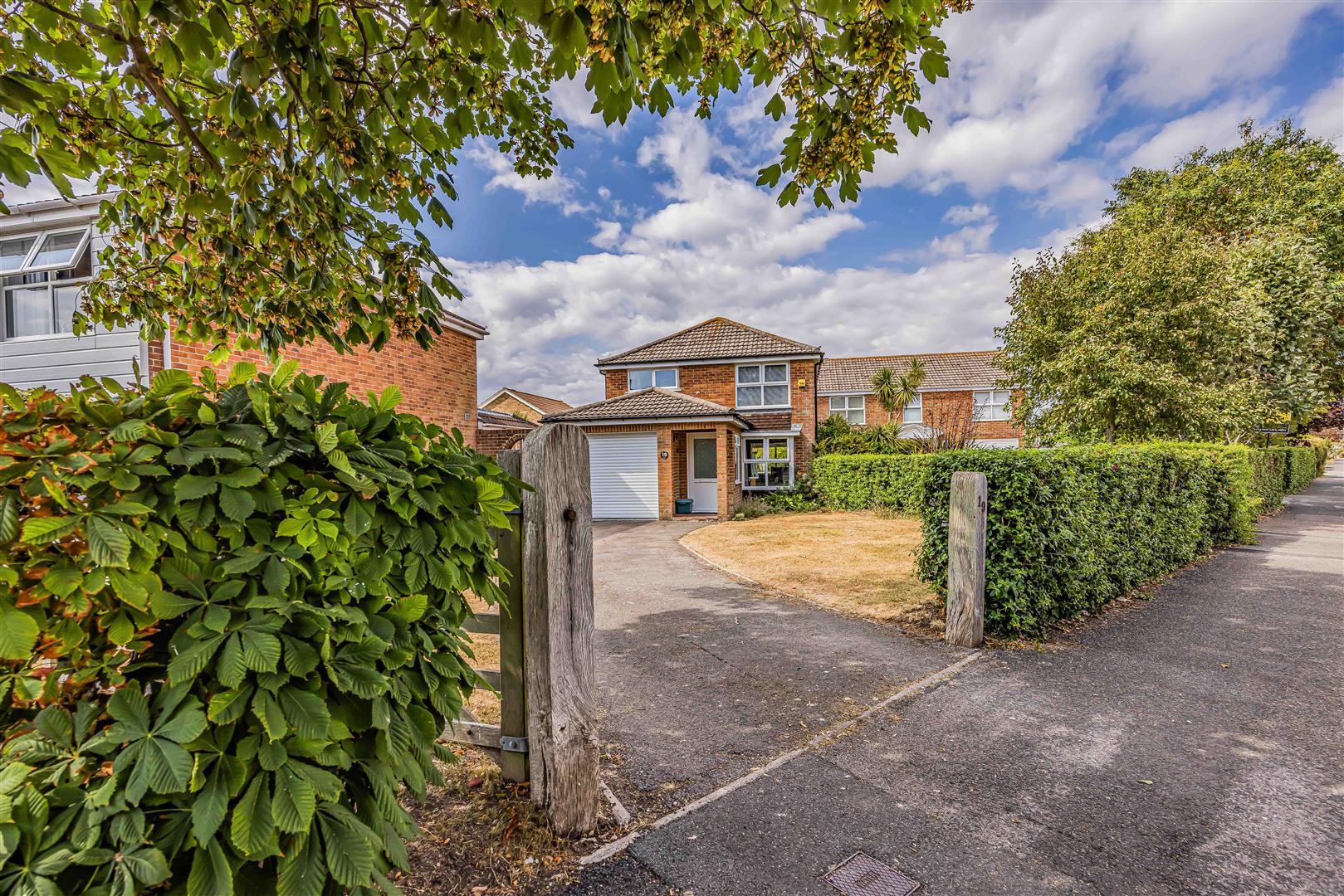 house for sale bracklesham road