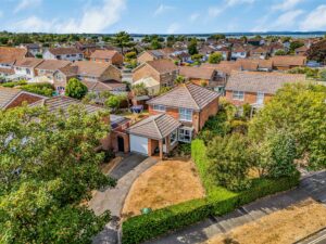 house for sale bracklesham road