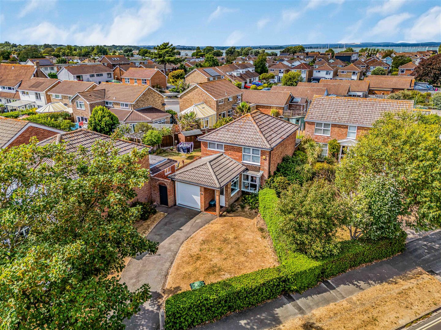 house for sale bracklesham road