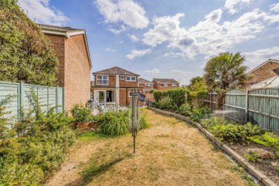 house for sale bracklesham road