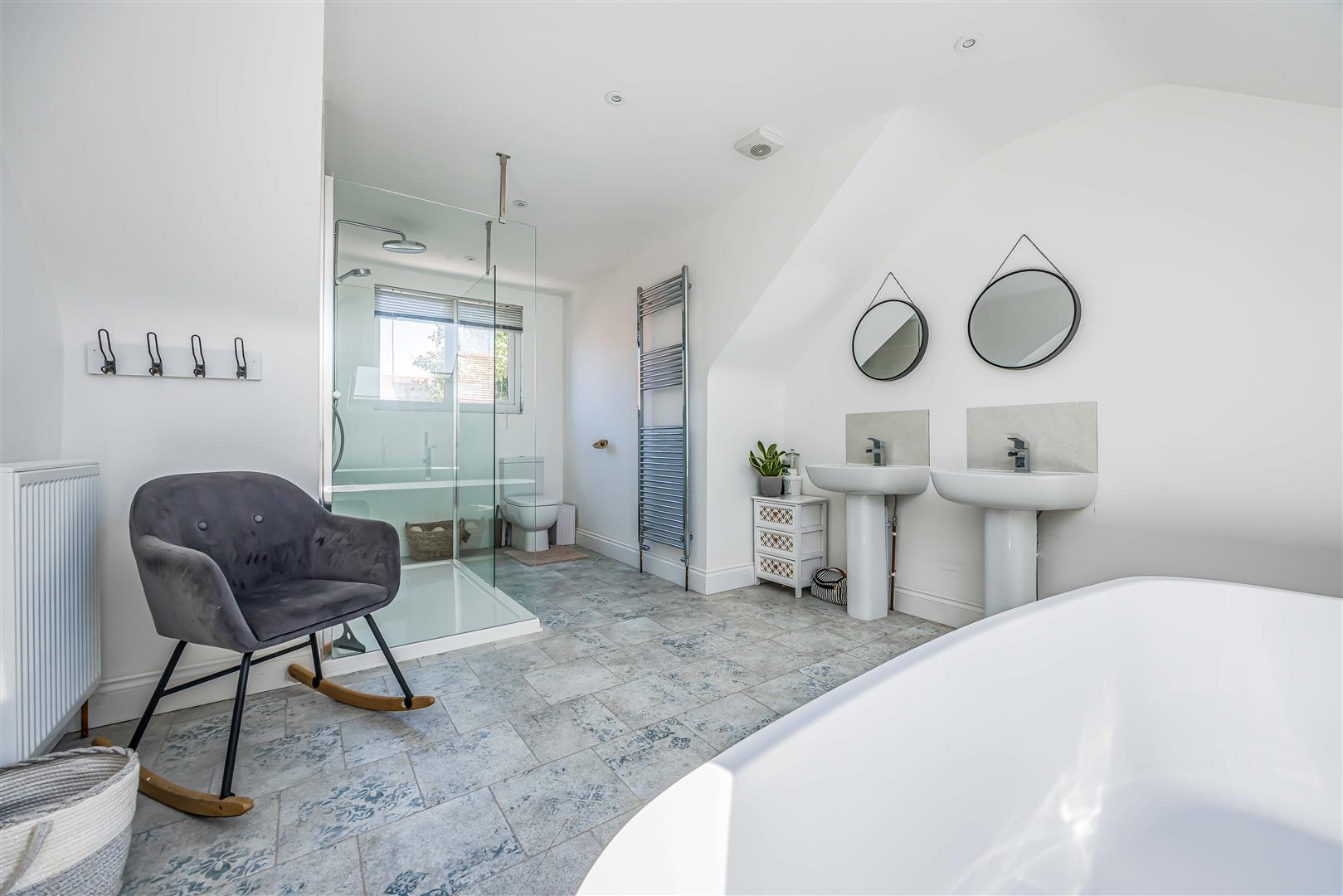 house for sale arundel road