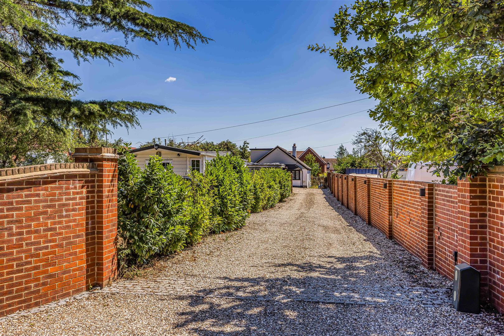 house for sale arundel road