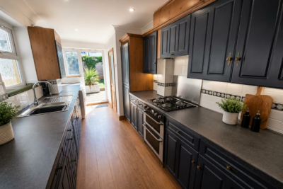 house for rent worsley street
