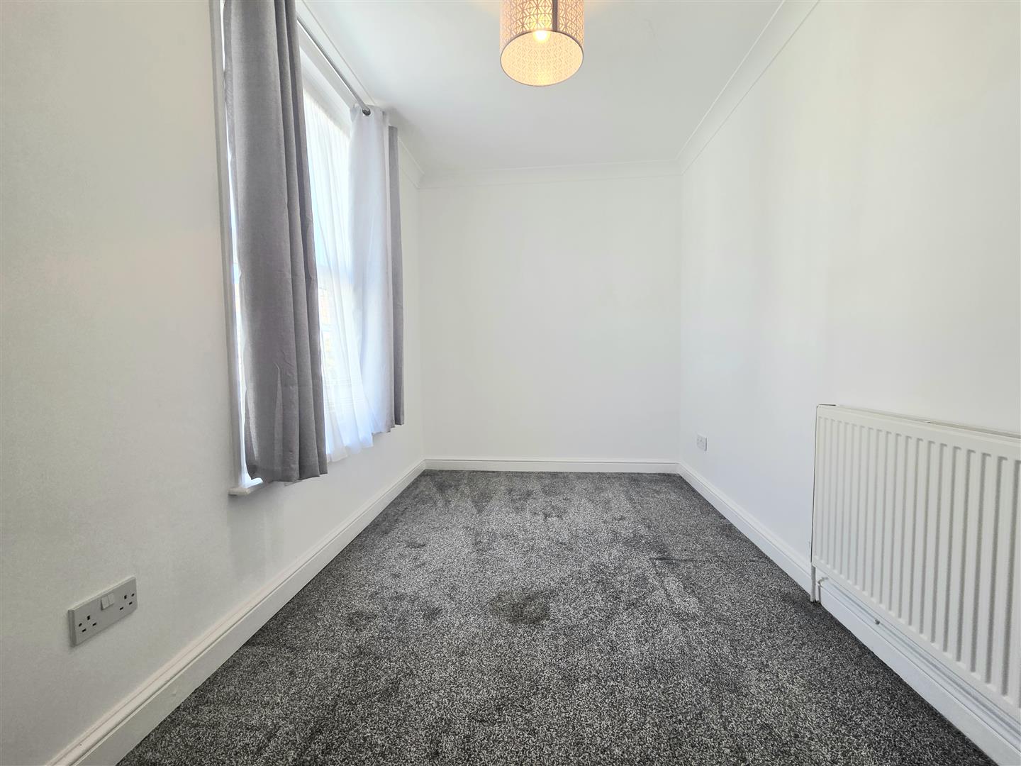 house for rent worsley street