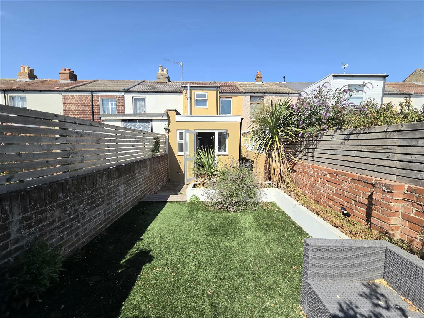 house for rent worsley street