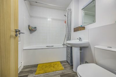 house for sale worcester drive