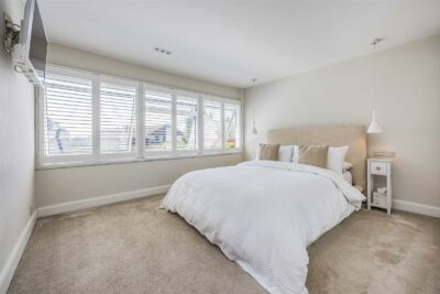 house - detached for sale morshead crescent