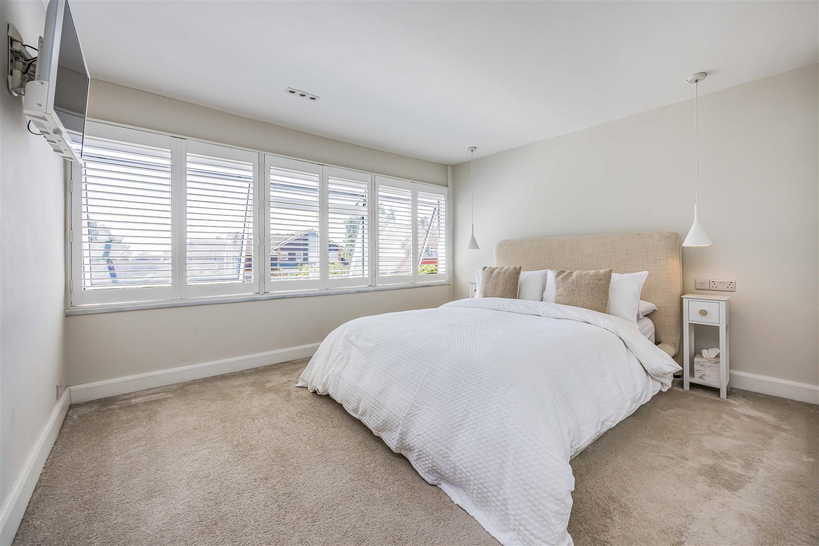 house - detached for sale morshead crescent