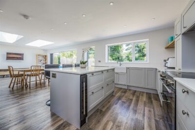 house - detached for sale morshead crescent