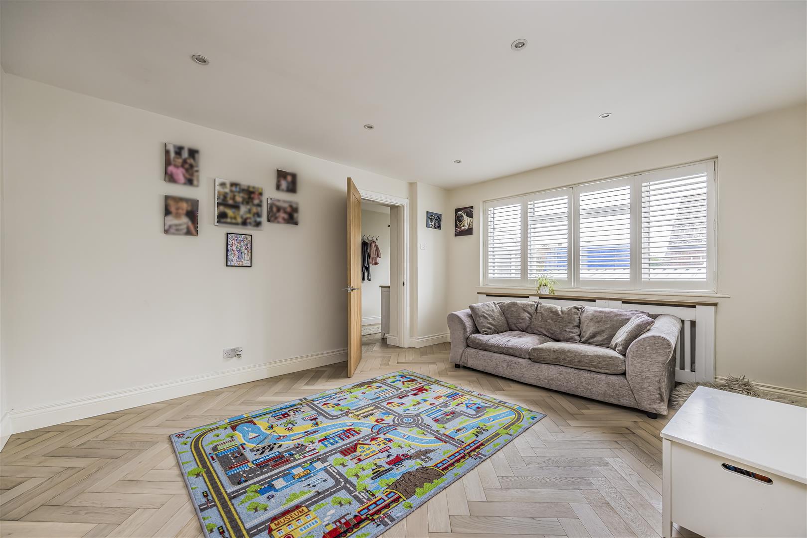 house - semi-detached for sale glenwood road