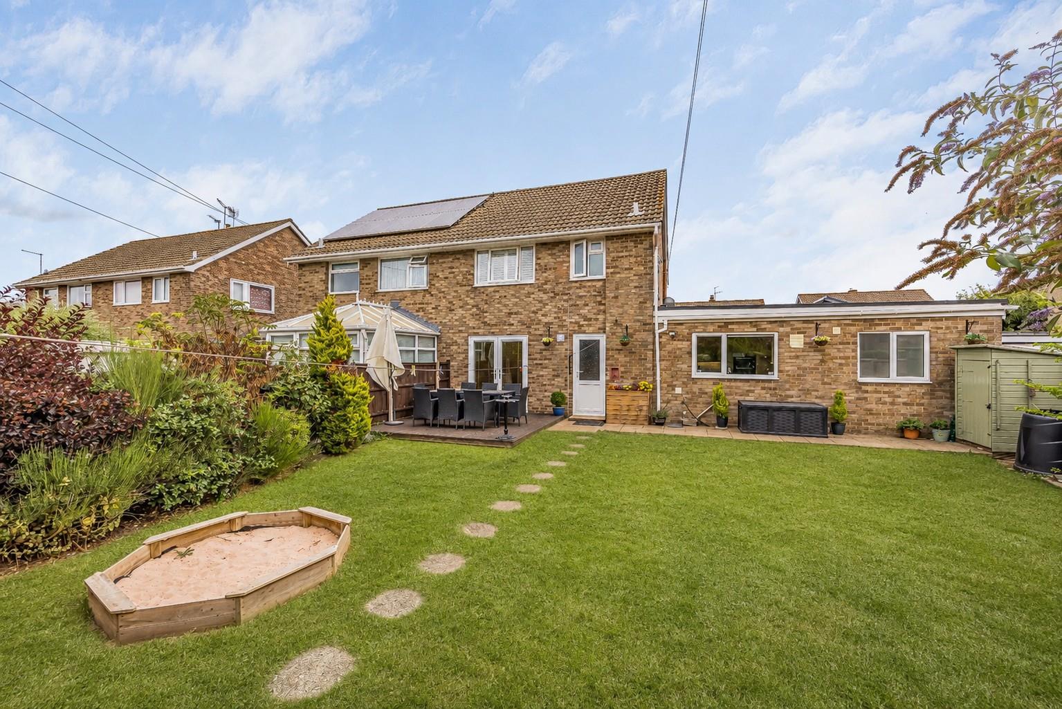 house - semi-detached for sale glenwood road