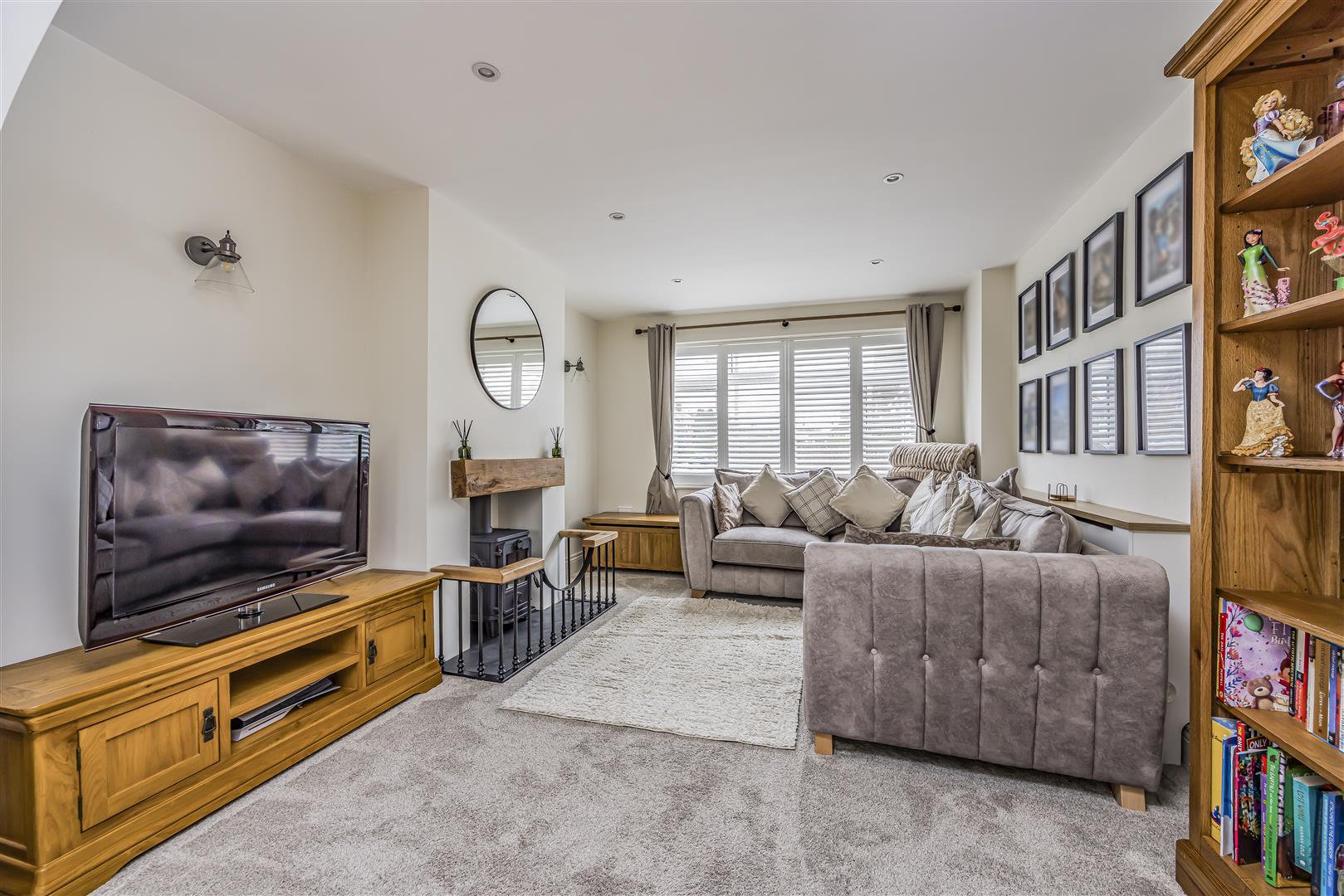 house - semi-detached for sale glenwood road