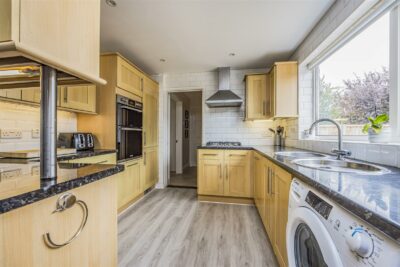 house - semi-detached for sale glenwood road