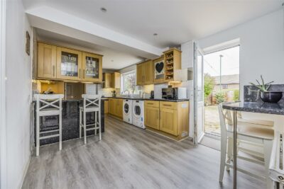 house - semi-detached for sale glenwood road