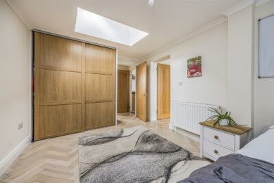 house - semi-detached for sale glenwood road