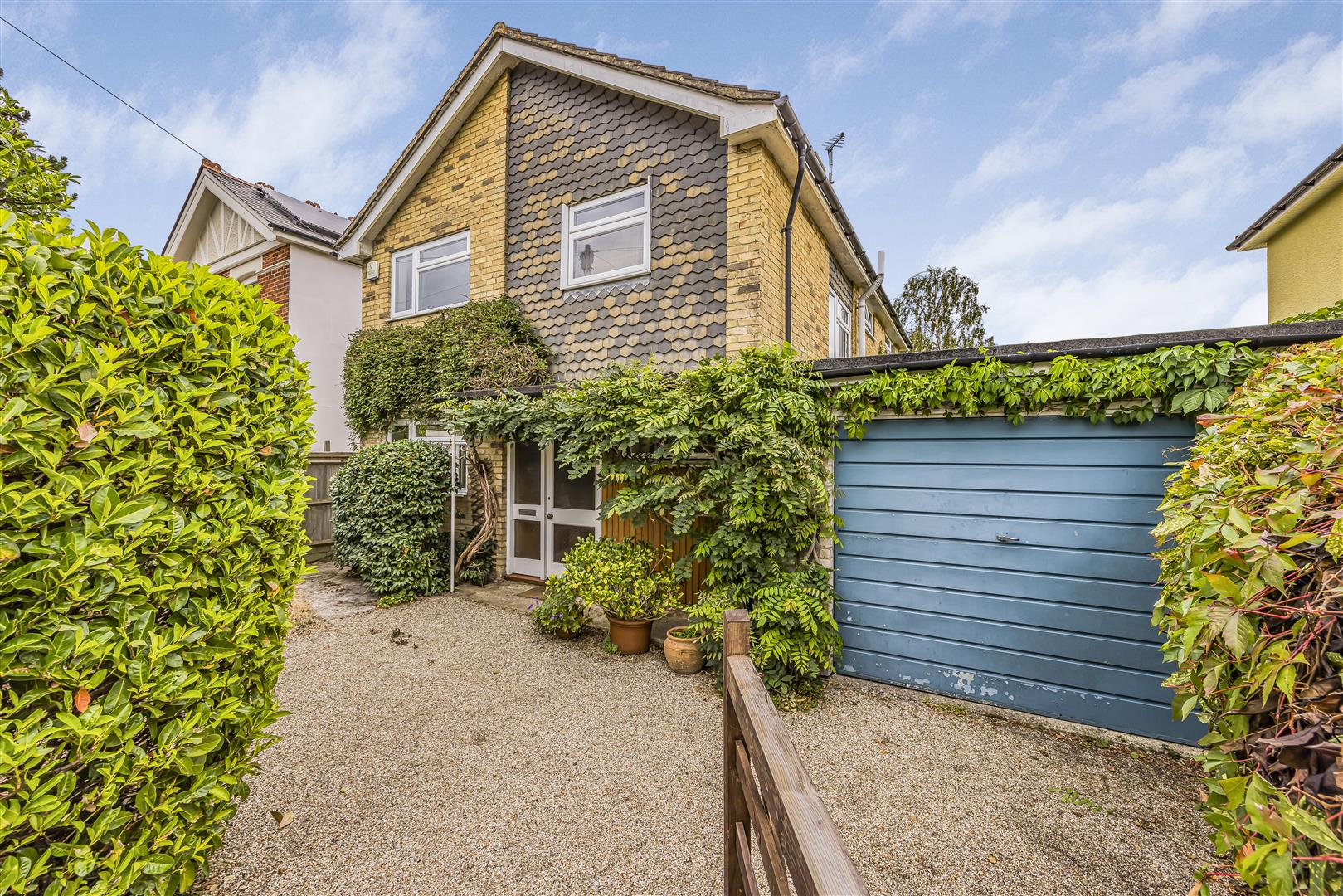 house - detached for sale beach road