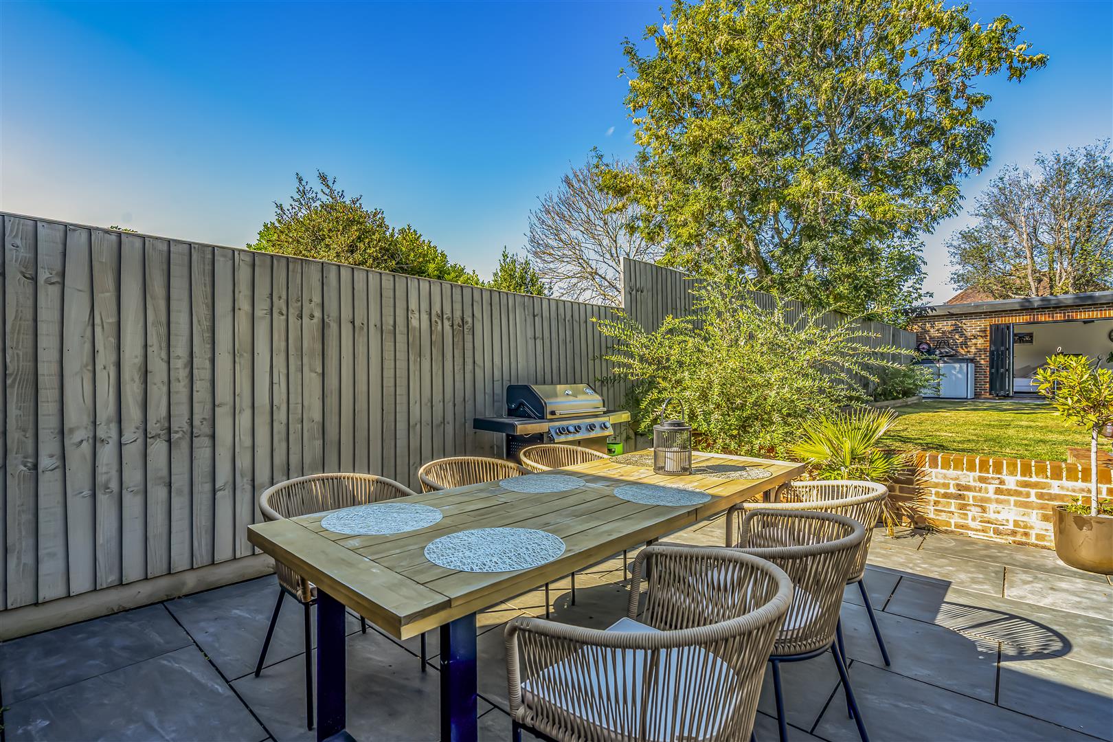 house - detached for sale brecon avenue
