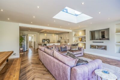 house - detached for sale brecon avenue