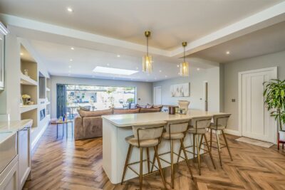 house - detached for sale brecon avenue