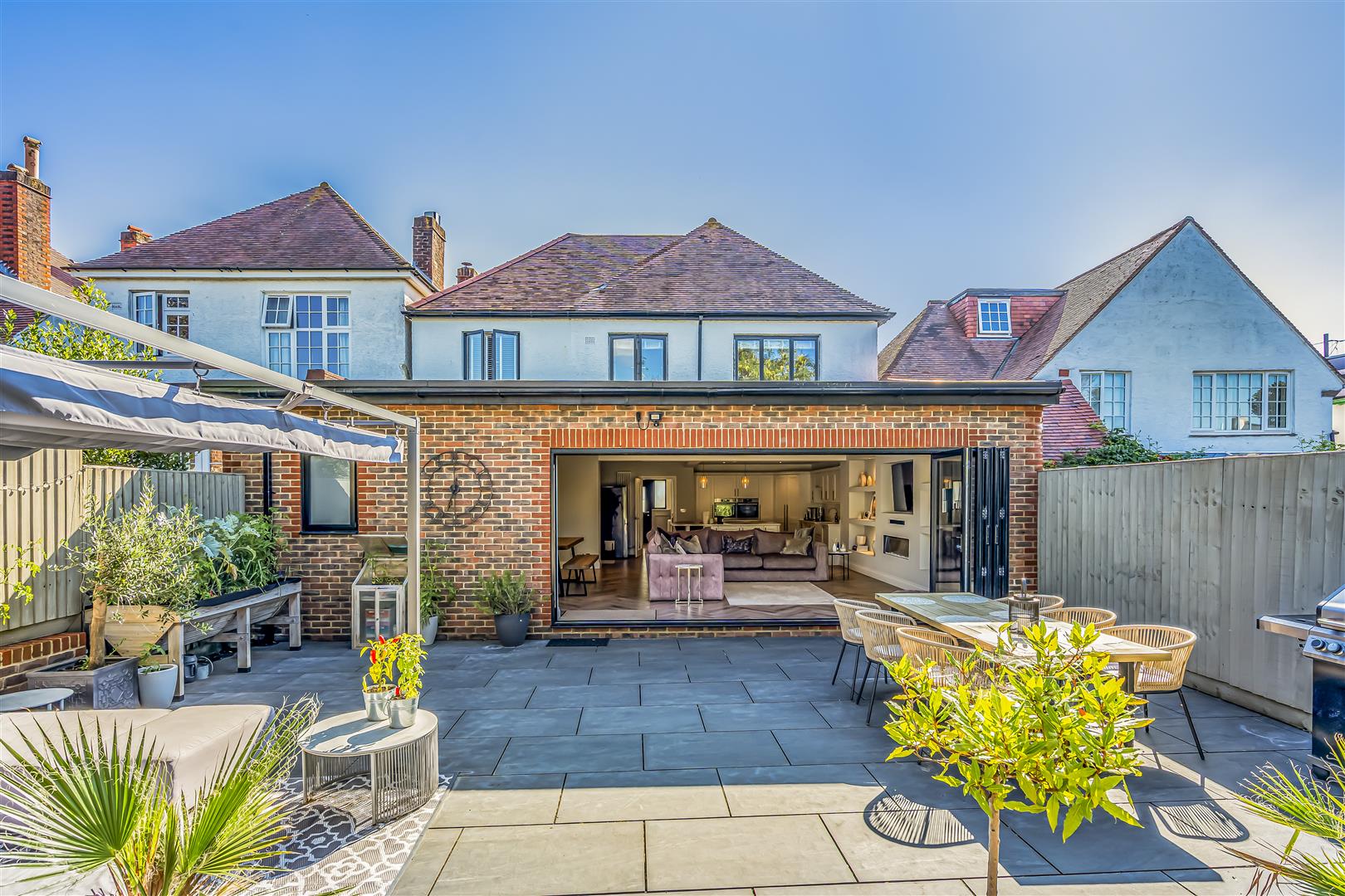 house - detached for sale brecon avenue