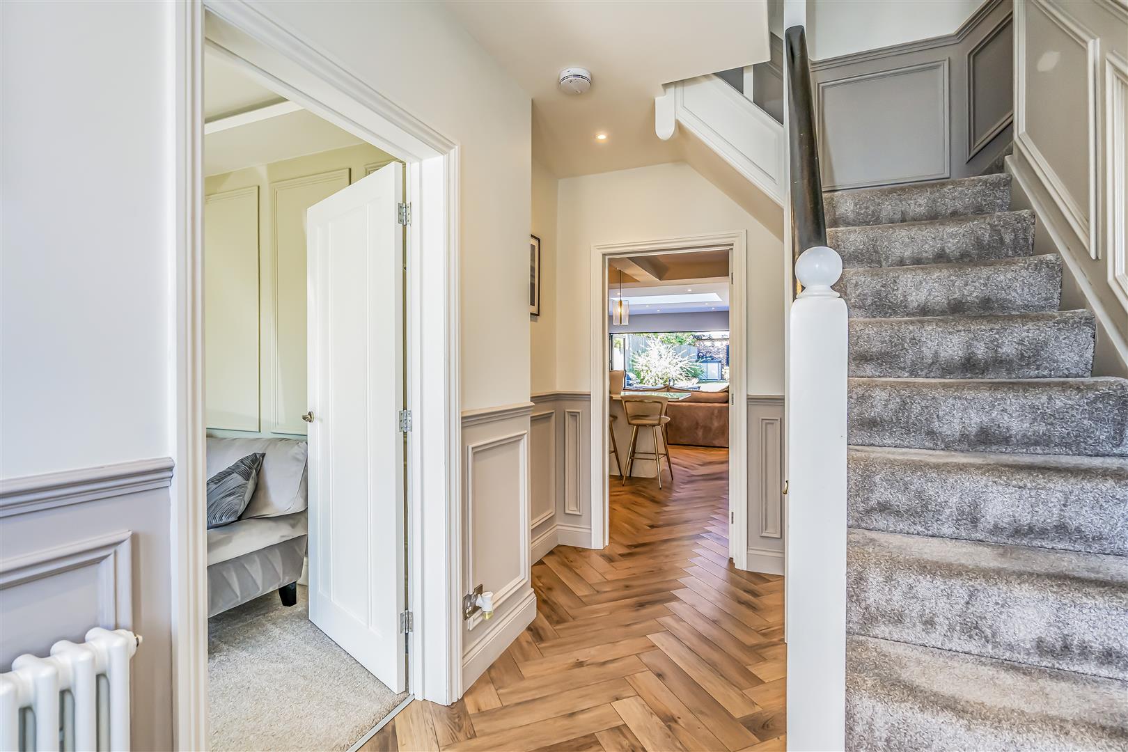 house - detached for sale brecon avenue