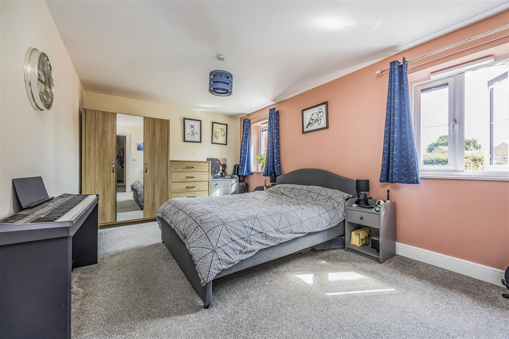 apartment for sale priors orchard