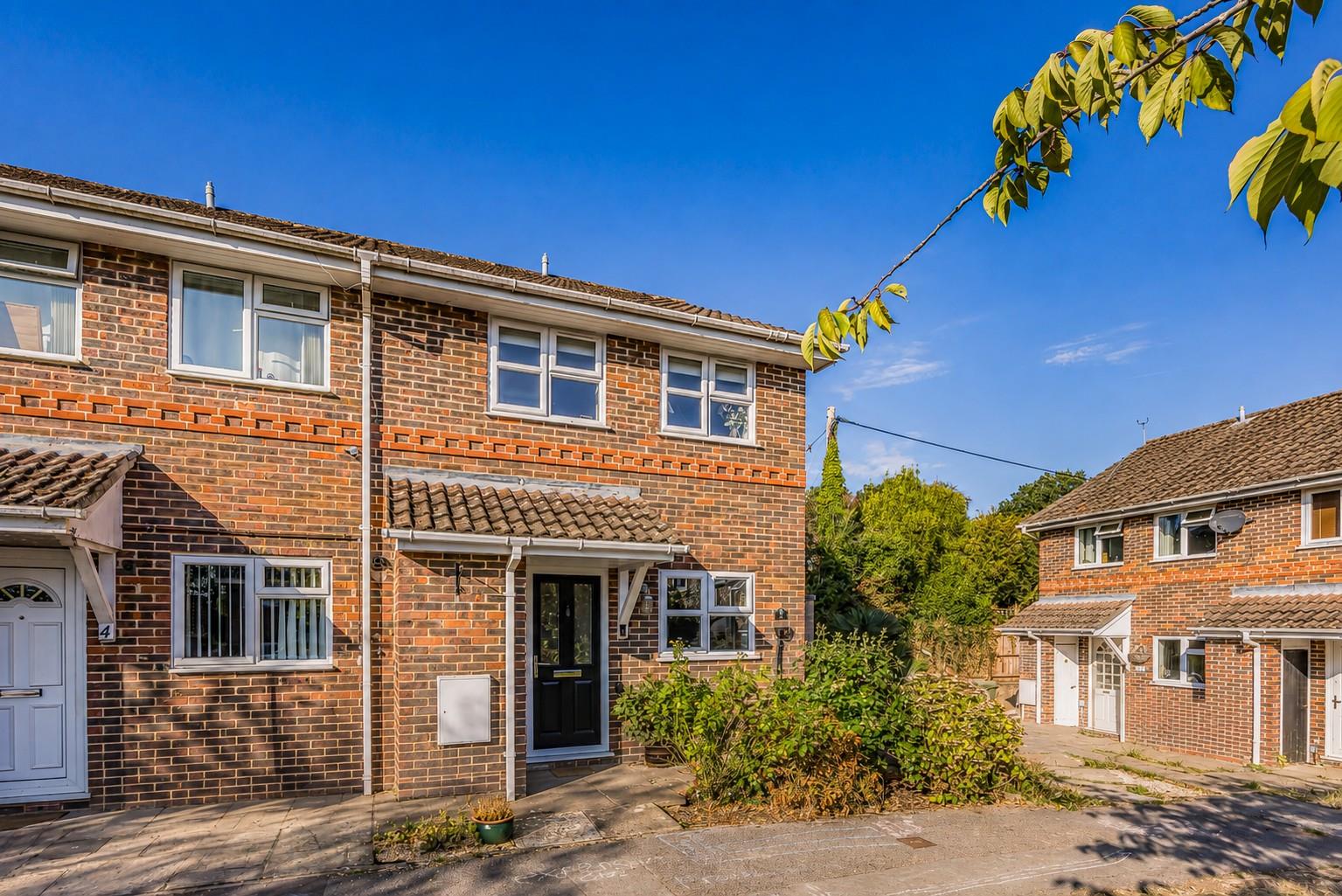 house - end terrace for sale blackcap close