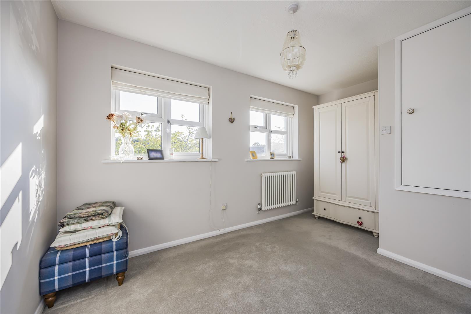 house - end terrace for sale blackcap close