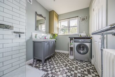 house - end terrace for sale blackcap close