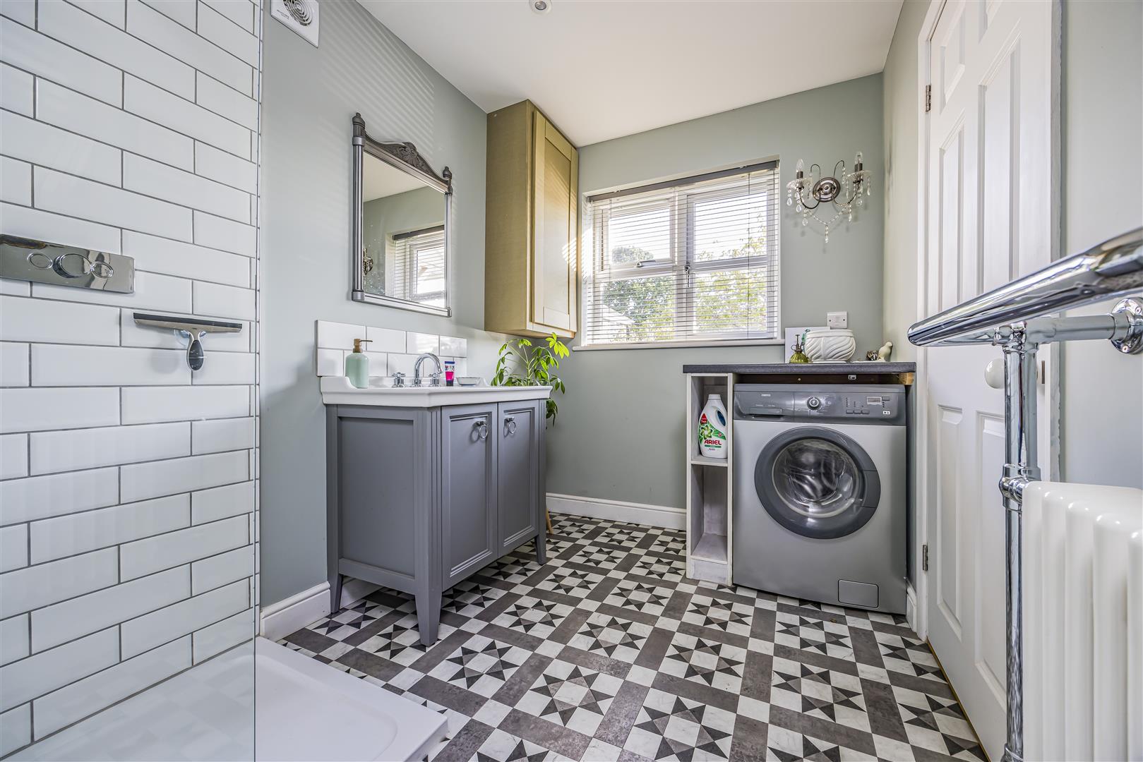 house - end terrace for sale blackcap close