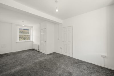 house - terraced for sale ty'r felin street